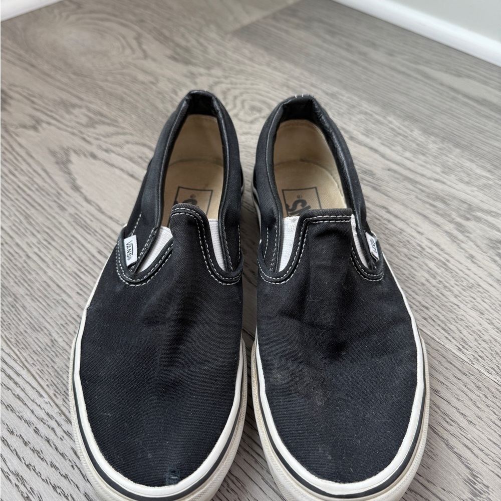 Vans Classic Black Slip-On Shoe -Women’s 6.5 -Men’s 5